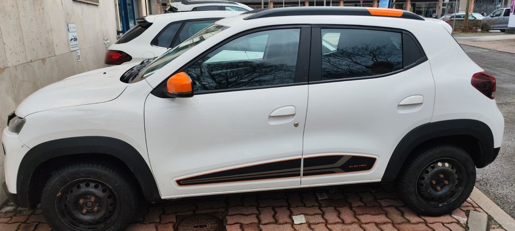 Dacia Spring 15.000 km 9.800 &euro; Chemnitz 09127