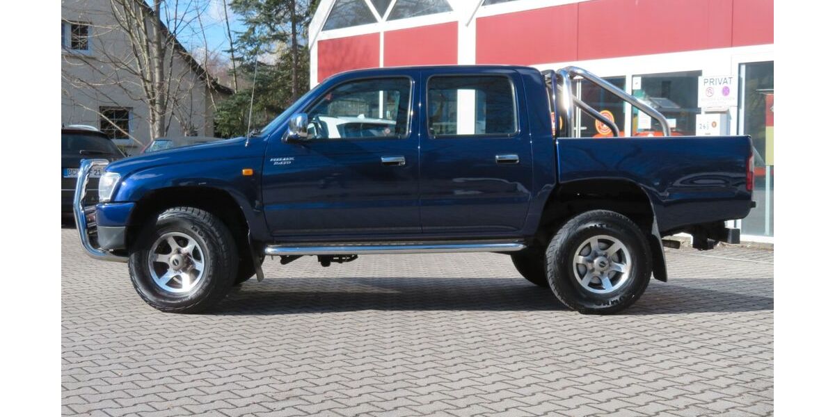 Toyota Hilux 99.600 km 19.990 &euro; Chemnitz 09127