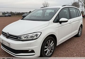 VW Touran 110.780 km 19.995 &euro; Oberlungwitz 09353