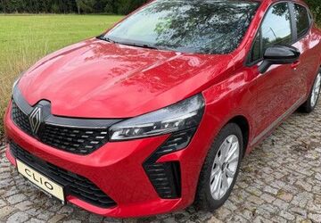 Renault Clio 23.582 km 17.498 &euro; Gersdorf 09355