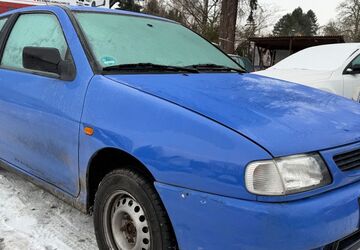 Seat Ibiza 86.928 km 899 &euro; Chemnitz 09125