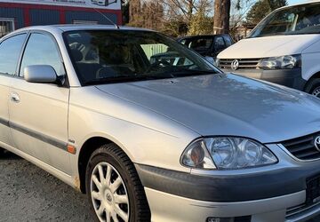 Toyota Avensis 92.968 km 3.399 &euro; Chemnitz 09125