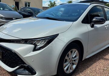 Toyota Corolla 14.800 km 25.900 &euro; Chemnitz 09120