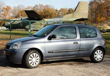 Renault Clio 235.000 km 700 &euro; Glauchau 08371