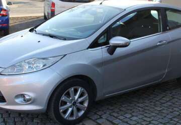 Ford Fiesta 105.000 km 3.650 &euro; Chemnitz 09116