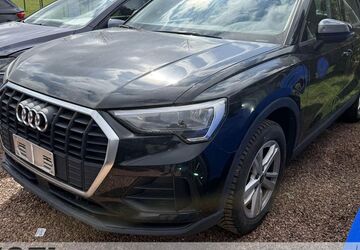 Audi Q3 92.900 km 21.899 &euro; Chemnitz - Mittelbach 09224