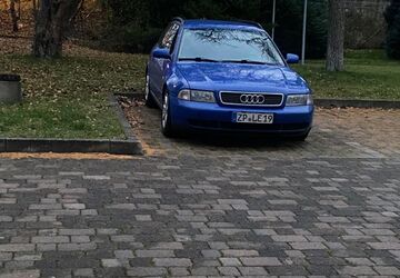 Audi A4 346.000 km 3.800 &euro; Adorf 09221