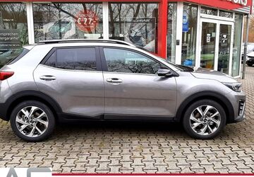 Kia Stonic 8.000 km 21.990 &euro; Chemnitz 09116