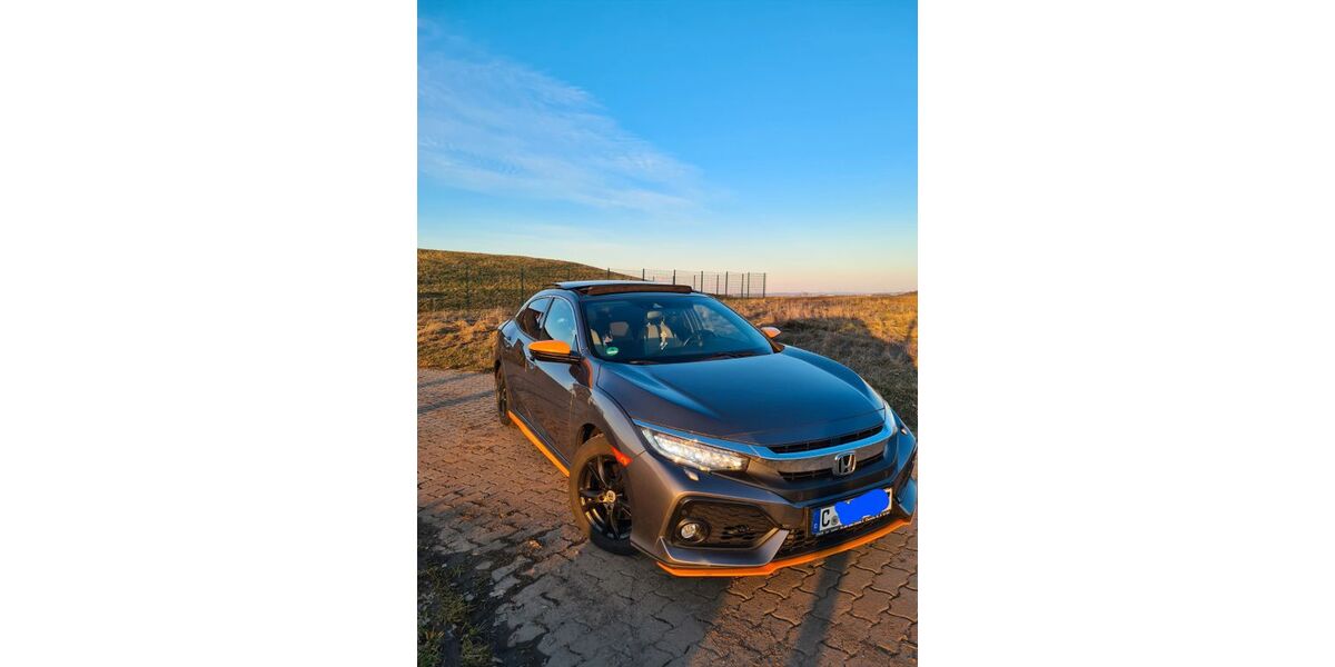 Honda Civic 141.176 km 15.400 &euro; Limbach-Oberfrohna 09212