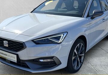 Seat Leon 8.500 km 31.990 &euro; Frankenberg 09669