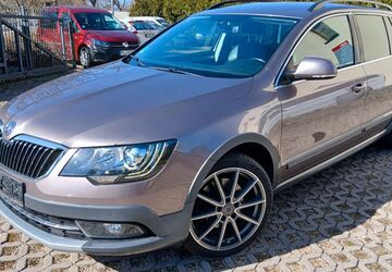 Skoda Superb 195.807 km 10.490 &euro; Rochlitz 09306