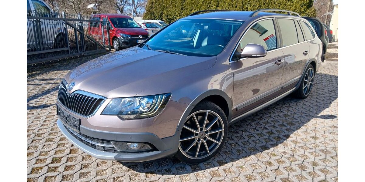 Skoda Superb 195.807 km 10.490 &euro; Rochlitz 09306