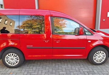 VW Caddy 144.424 km 8.900 &euro; Limbach-Oberfrohna 09212