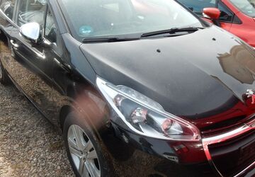 Peugeot 208 97.000 km 4.999 &euro; Chemnitz 09116
