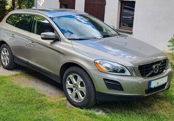Volvo XC60 163.000 km 10.000 &euro; Oederan 09569