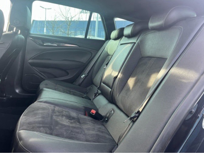 Opel Insignia Sports Tourer 95.500 km 16.499 &euro; Burgstädt 09217