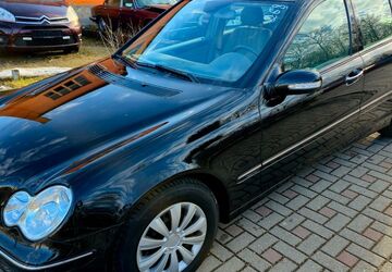 Mercedes-Benz C 200 140.011 km 4.490 &euro; Chemnitz 09114