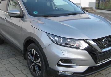 Nissan Qashqai 86.457 km 12.590 &euro; Chemnitz 09125