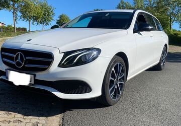 Mercedes-Benz E 220 113.555 km 21.000 &euro; Geyer 09468