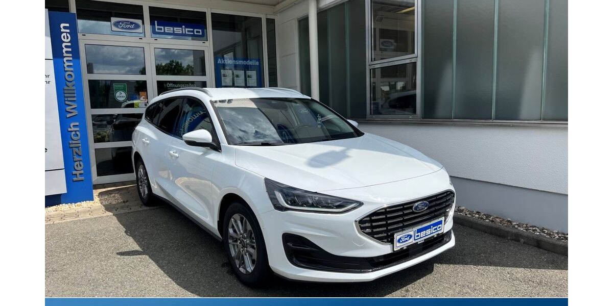 Ford Focus 16.992 km 23.990 &euro; Glauchau 08371