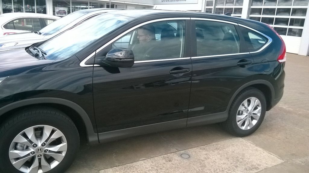 Honda CR-V 226.000 km 7.800 &euro; Oederan 09569