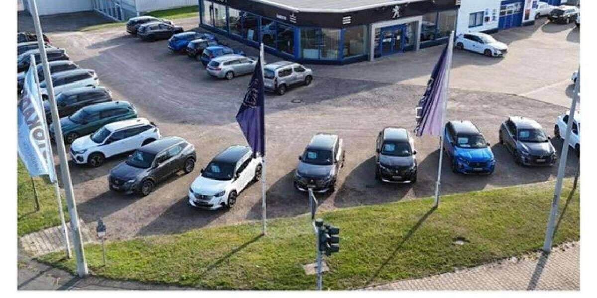 Peugeot 208 3.500 km 17.490 &euro; Brand-Erbisdorf 09618