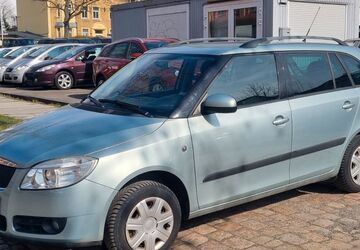 Skoda Fabia 104.800 km 2.500 &euro; Chemnitz 09120