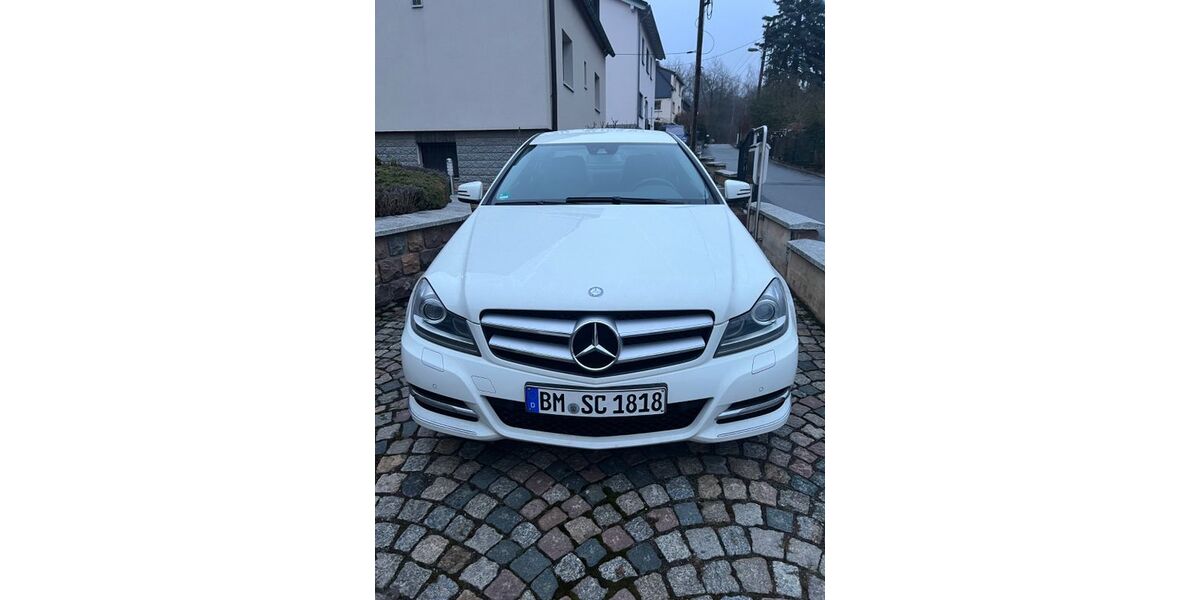 Mercedes-Benz C 180 64.000 km 15.000 &euro; Flöha 09557