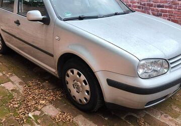 VW Golf 154.000 km 1.690 &euro; Chemnitz 09116