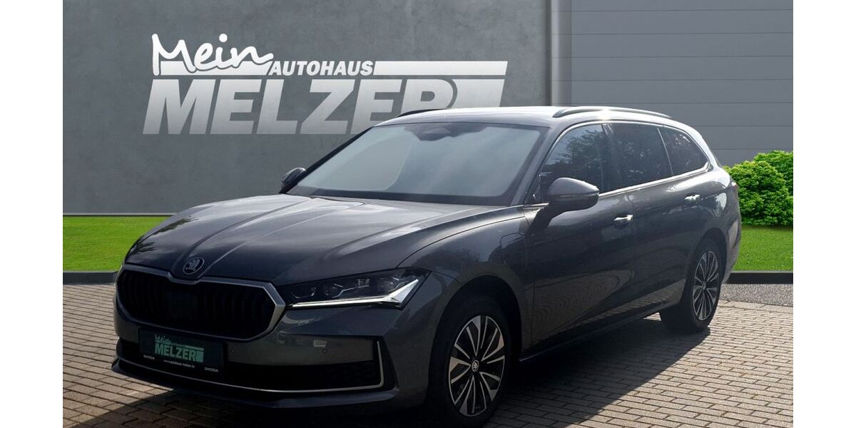 Skoda Superb 17.000 km 42.880 &euro; Limbach-Oberfrohna 09212