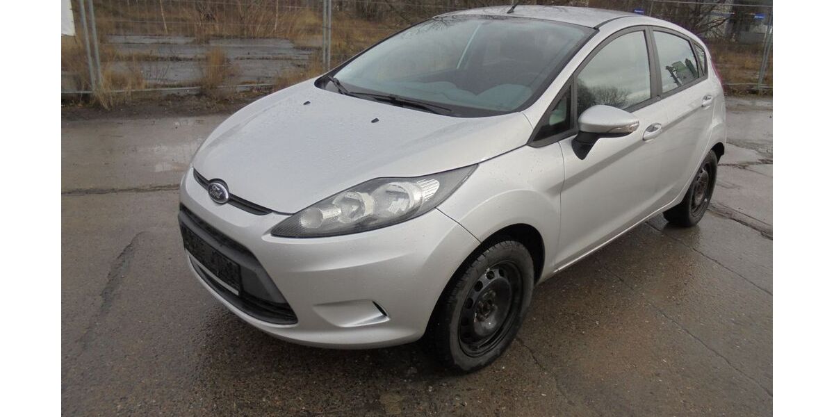 Ford Fiesta 86.000 km 4.950 &euro; Chemnitz 09114