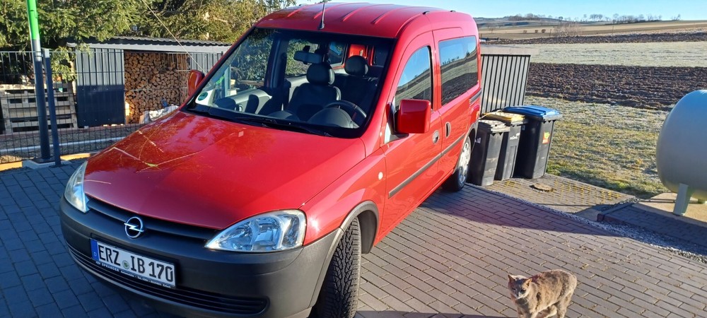 Opel Combo 68.000 km 4.500 &euro; Drebach 09430