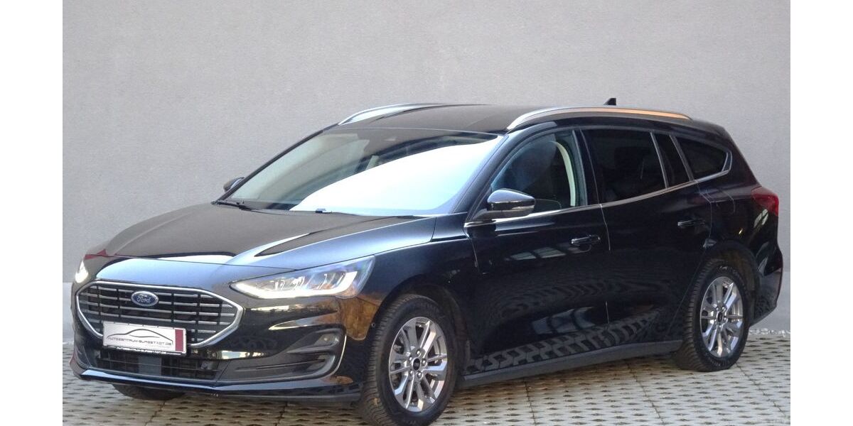 Ford Focus 76.174 km 18.980 &euro; Burgstädt 09217
