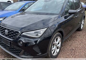 Seat Arona 10.840 km 18.799 &euro; Chemnitz 09125