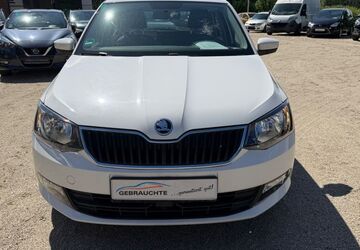 Skoda Fabia 63.145 km 9.990 &euro; Chemnitz 09114