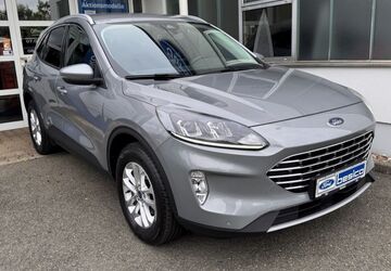 Ford Kuga 52.115 km 23.490 &euro; Glauchau 08371