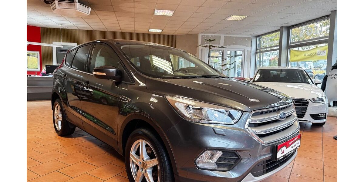 Ford Kuga 62.440 km 12.400 &euro; Chemnitz 09114