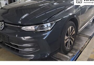 VW Golf 7.932 km 27.660 &euro; Chemnitz 09113