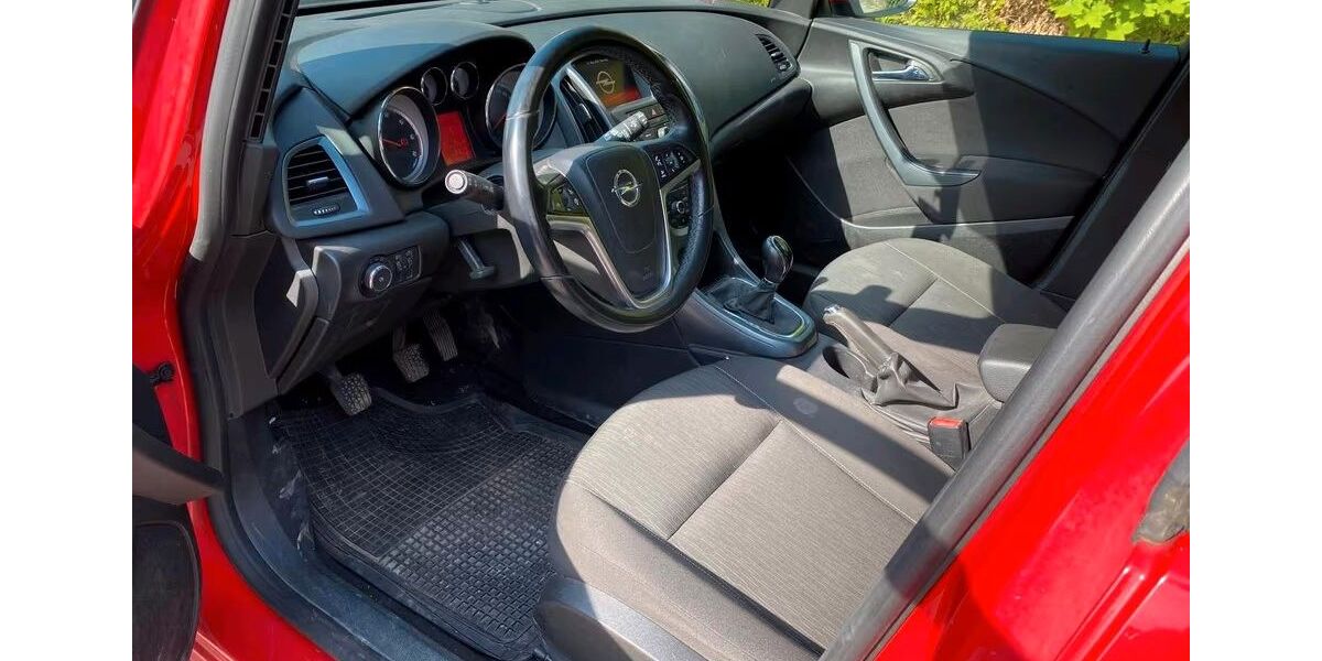 Opel Astra 306.100 km 3.100 &euro; Glauchau 08371