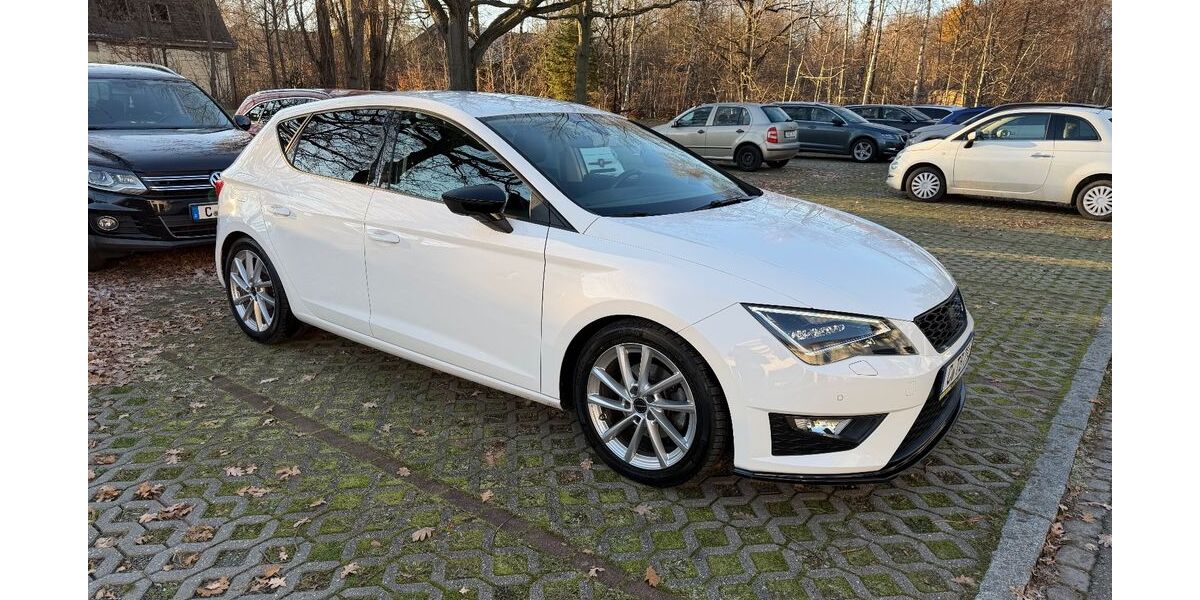 Seat Leon 71.000 km 14.990 &euro; Chemnitz 09131