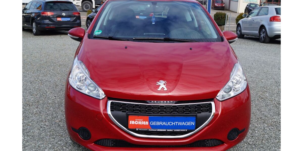 Peugeot 208 82.400 km 5.690 &euro; Chemnitz 09116