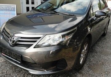 Toyota Avensis 125.000 km 9.995 &euro; Chemnitz 09117