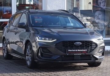 Ford Focus 11.180 km 24.490 &euro; Hainichen 09661