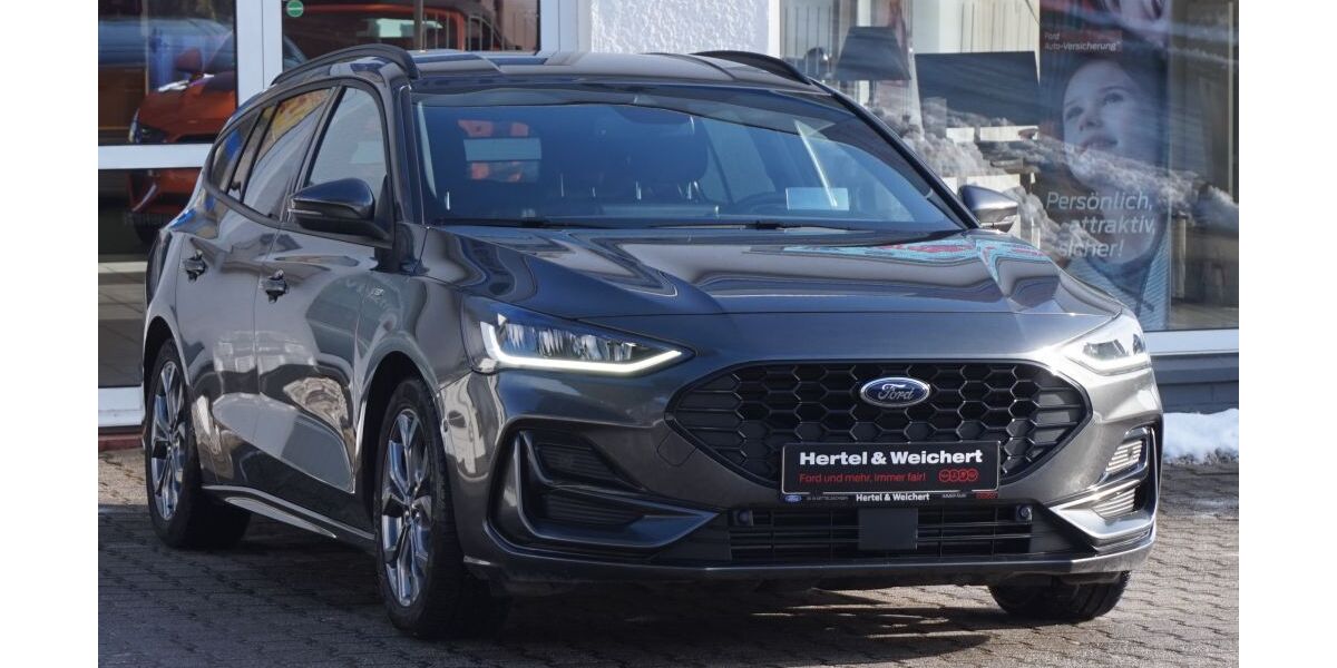 Ford Focus 11.180 km 24.490 &euro; Hainichen 09661