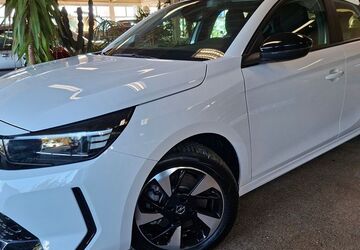 Opel Corsa 10.100 km 17.990 &euro; Altmittweida 09648