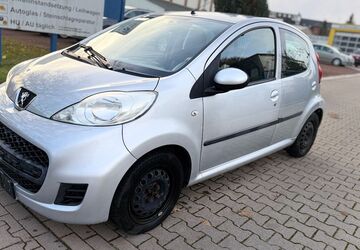 Peugeot 107 93.143 km 2.350 &euro; Chemnitz 09130