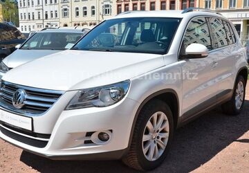 VW Tiguan 147.029 km 11.999 &euro; Chemnitz 09114