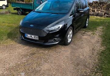 Ford S-Max 176.156 km 15.690 &euro; Penig 09322
