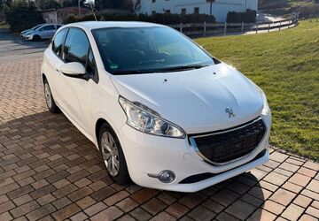 Peugeot 208 103.000 km 6.200 &euro; Drebach 09430