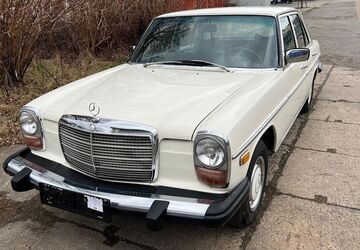 Mercedes-Benz 240 9.999 km 13.900 &euro; Taura 09249